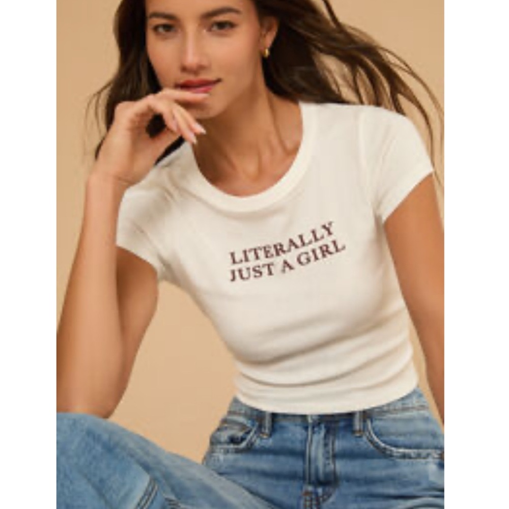 Altar’d state woman’s baby doll Tees (2)XS 2 fitted white tops teen college